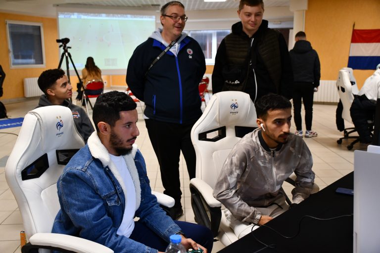 vxsolaar-remporte-la-lfhf-e-cdm-2022-ligue-de-football-des-hauts-de